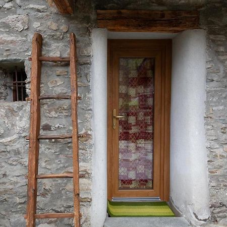 Sweet Terrace Apartment Arvier Bagian luar foto
