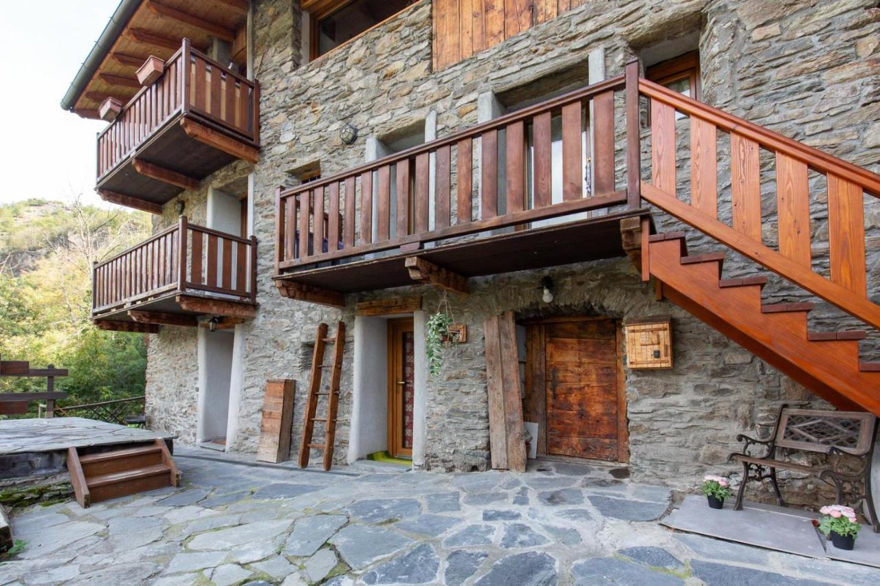 Sweet Terrace Apartment Arvier Bagian luar foto